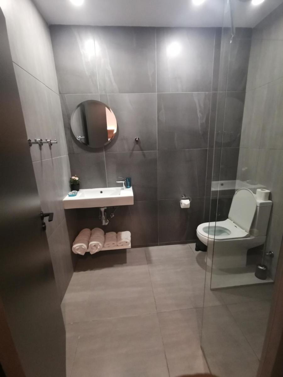 Shalos Studios - Housity