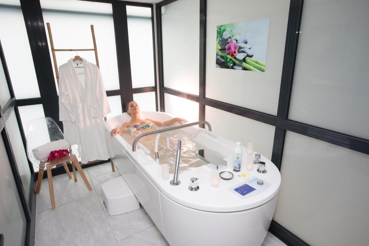 Salle de bains dans l'établissement Eden Hotel & Spa
