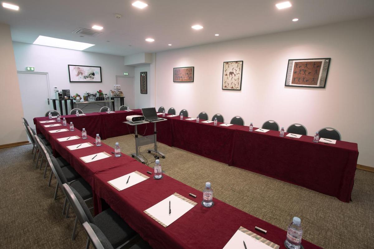 Espace de conférence ou salle de réunion dans l'établissement Eden Hotel & Spa