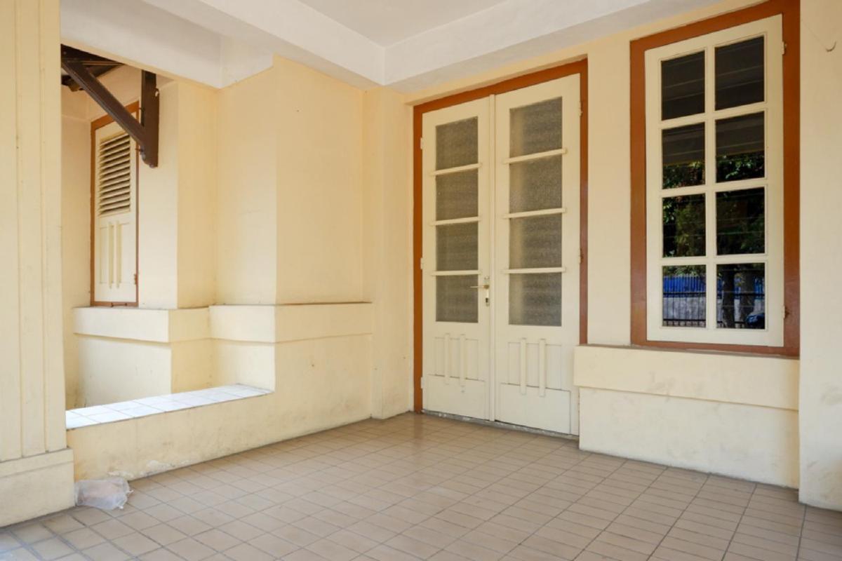 RedDoorz Syariah near Alun Alun Purwokerto - Housity