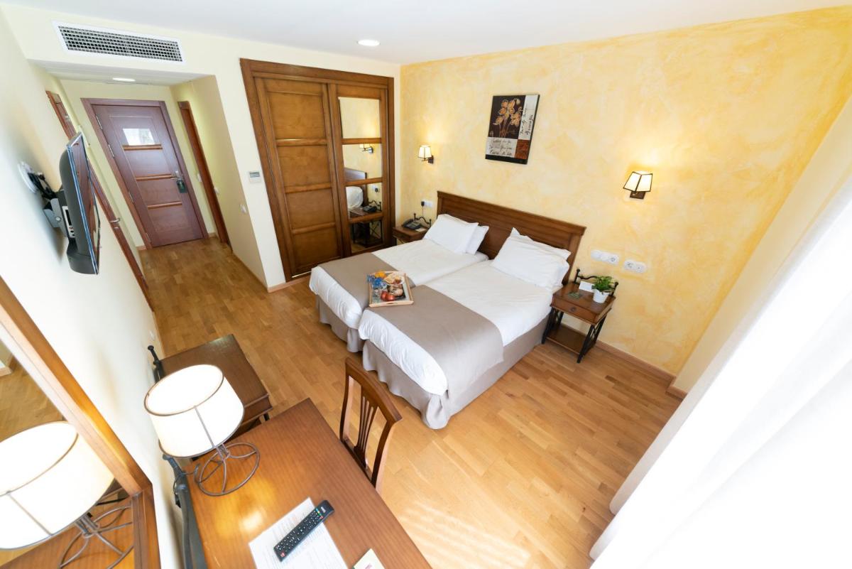 Hotel Comendador - Housity