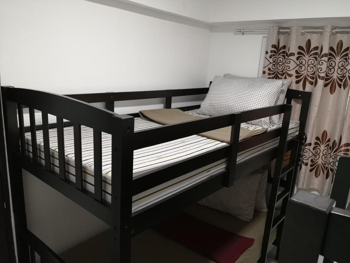 Suitetrails - Burnham Hill Condominium by KF