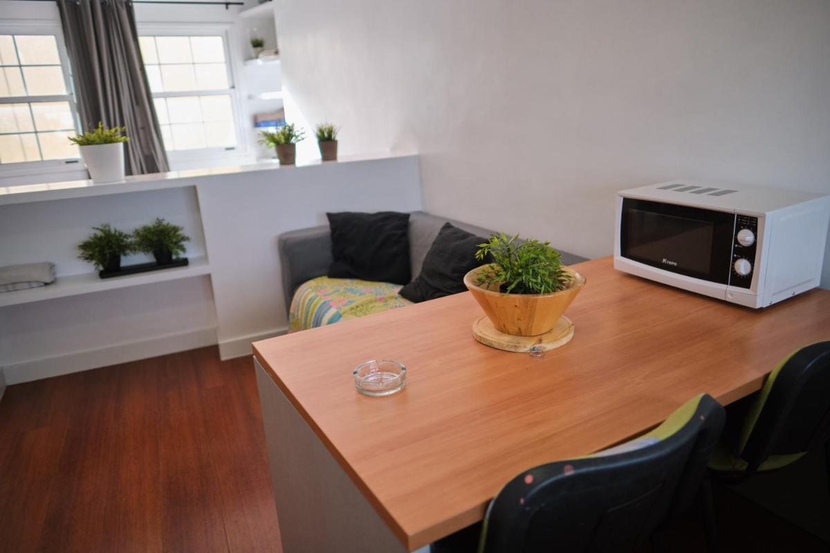 CENTRICO Y LUMINOSO ESTUDIO EN SANTA CRUZ - Housity