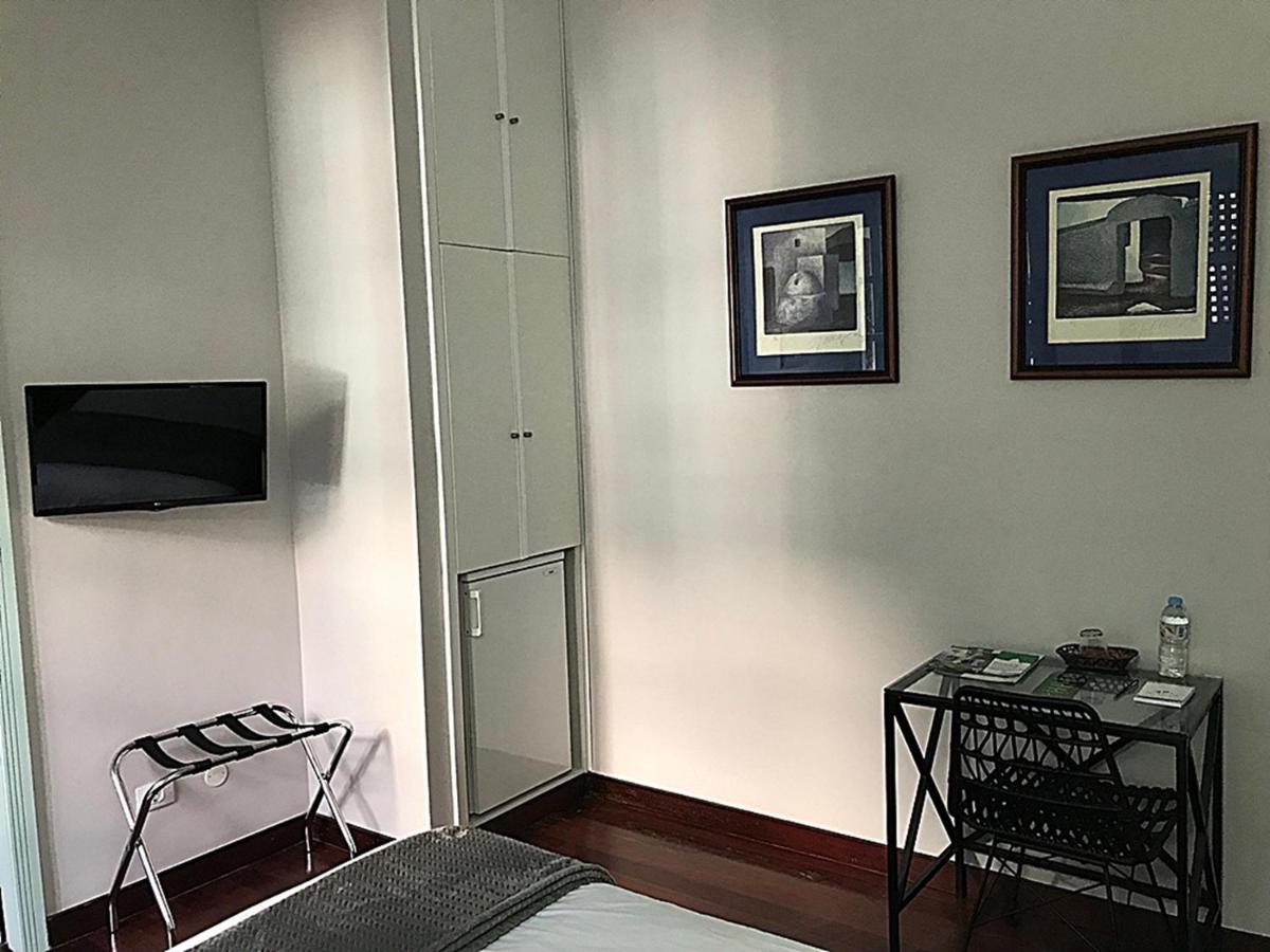 Hotel Rural Triana - Housity