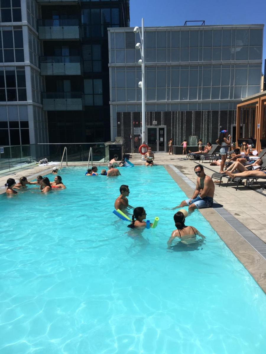 Luxury Adventure CN Tower/MTCC/Scotiabank Arena - Housity
