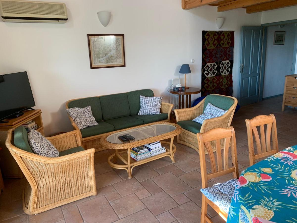 Mandula House - Housity
