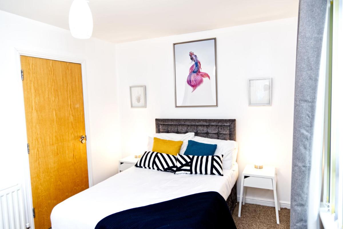 The Pent House - Lushio Apartments - Housity