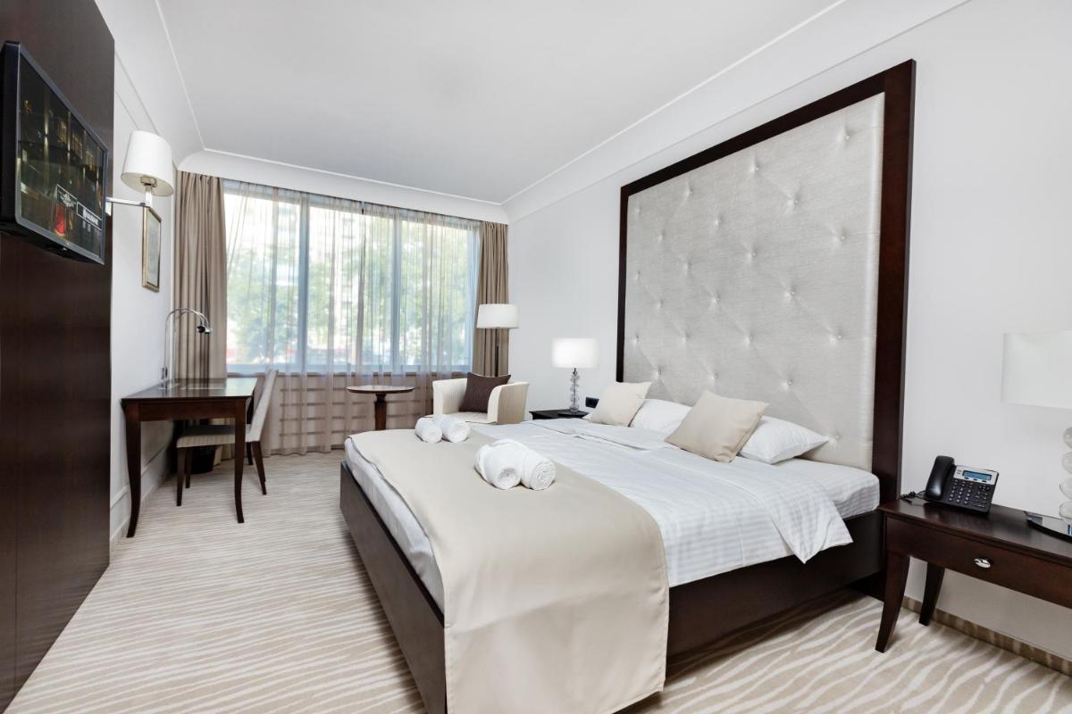 GARNI HOTEL AMI - Housity