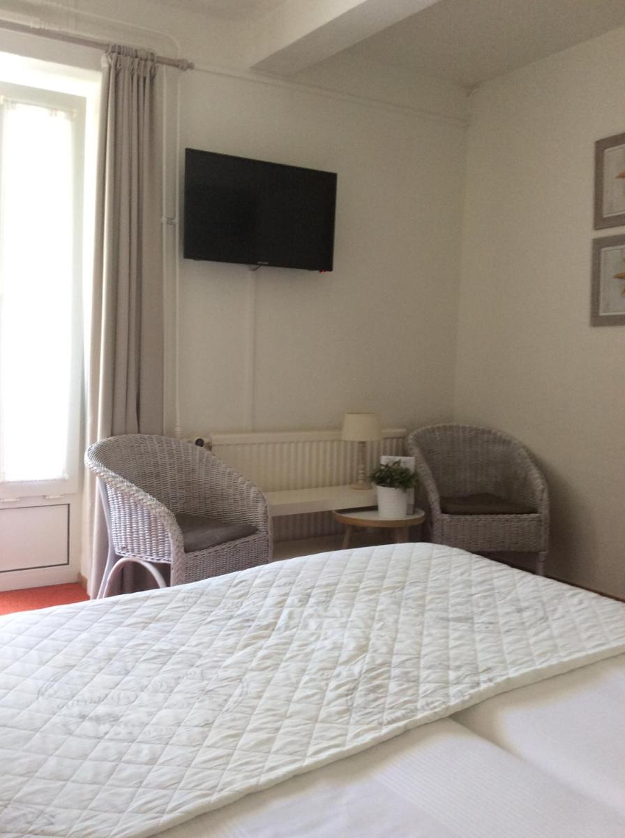 Hotel Pension Oranje - Housity