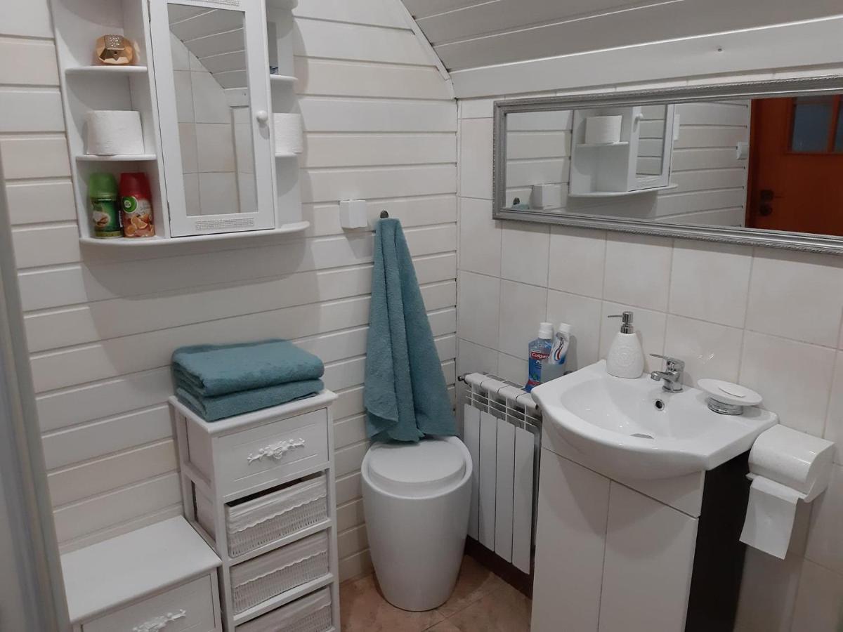 Zajazd Ponikiew - Noclegi Wadowice - Housity