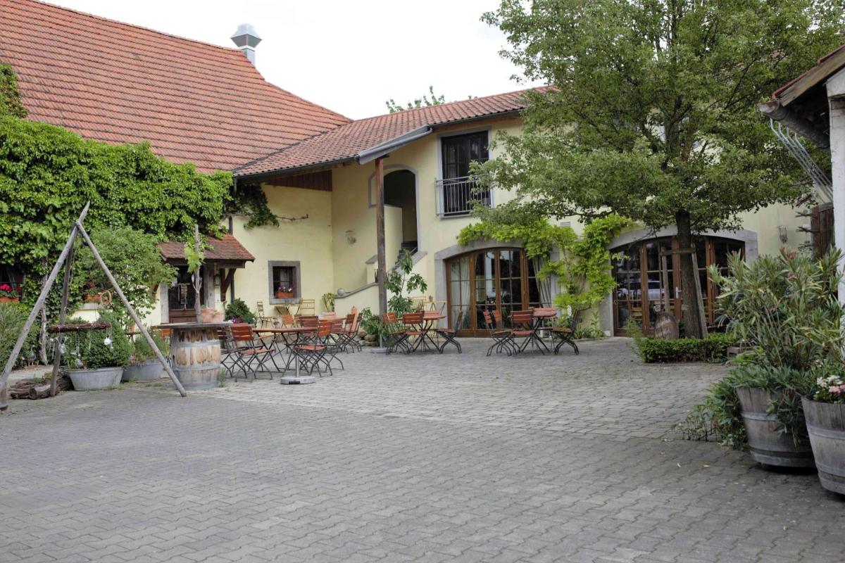 Weingut Schilling - Housity