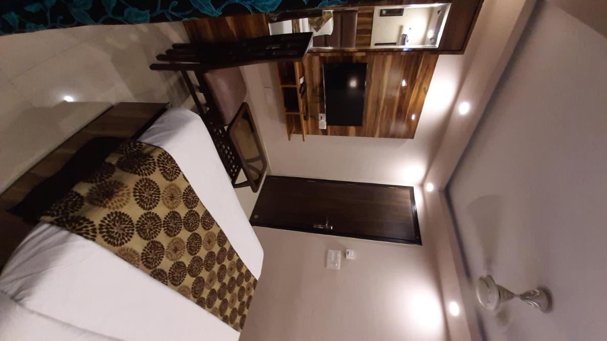 Krishna Inn - Housity