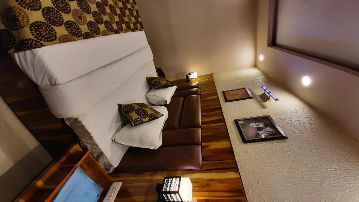 Krishna Inn - Housity