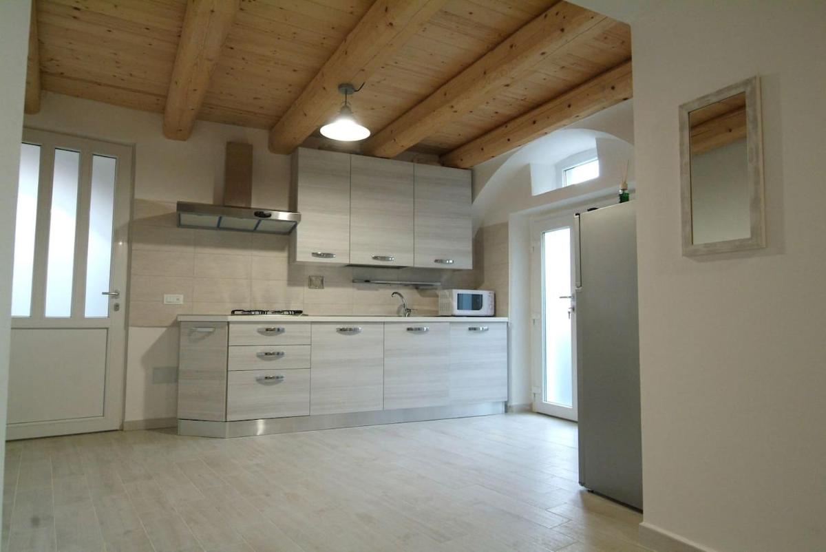 La casa di nonno Enrico vicino alle Cinque Terre - Housity