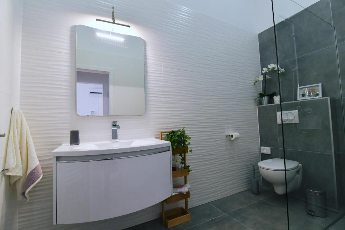 Vitopolis 3 - Housity