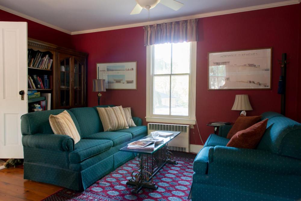 The Fox and Owl Inn - Housity