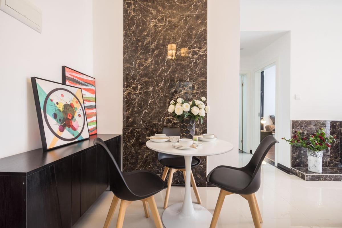 Chongqing Jiangbei·North City Road· Locals Apartment 00126450 - Housity