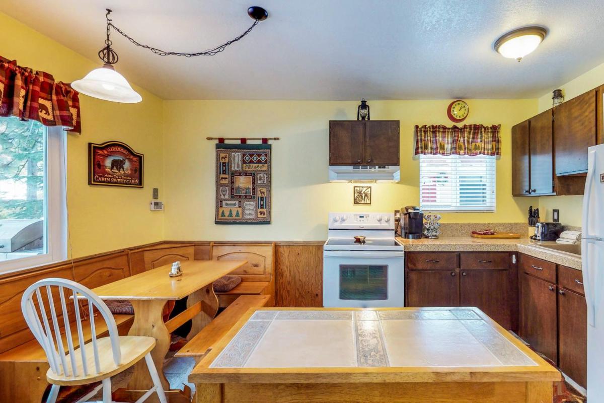Saxon Creek - Housity