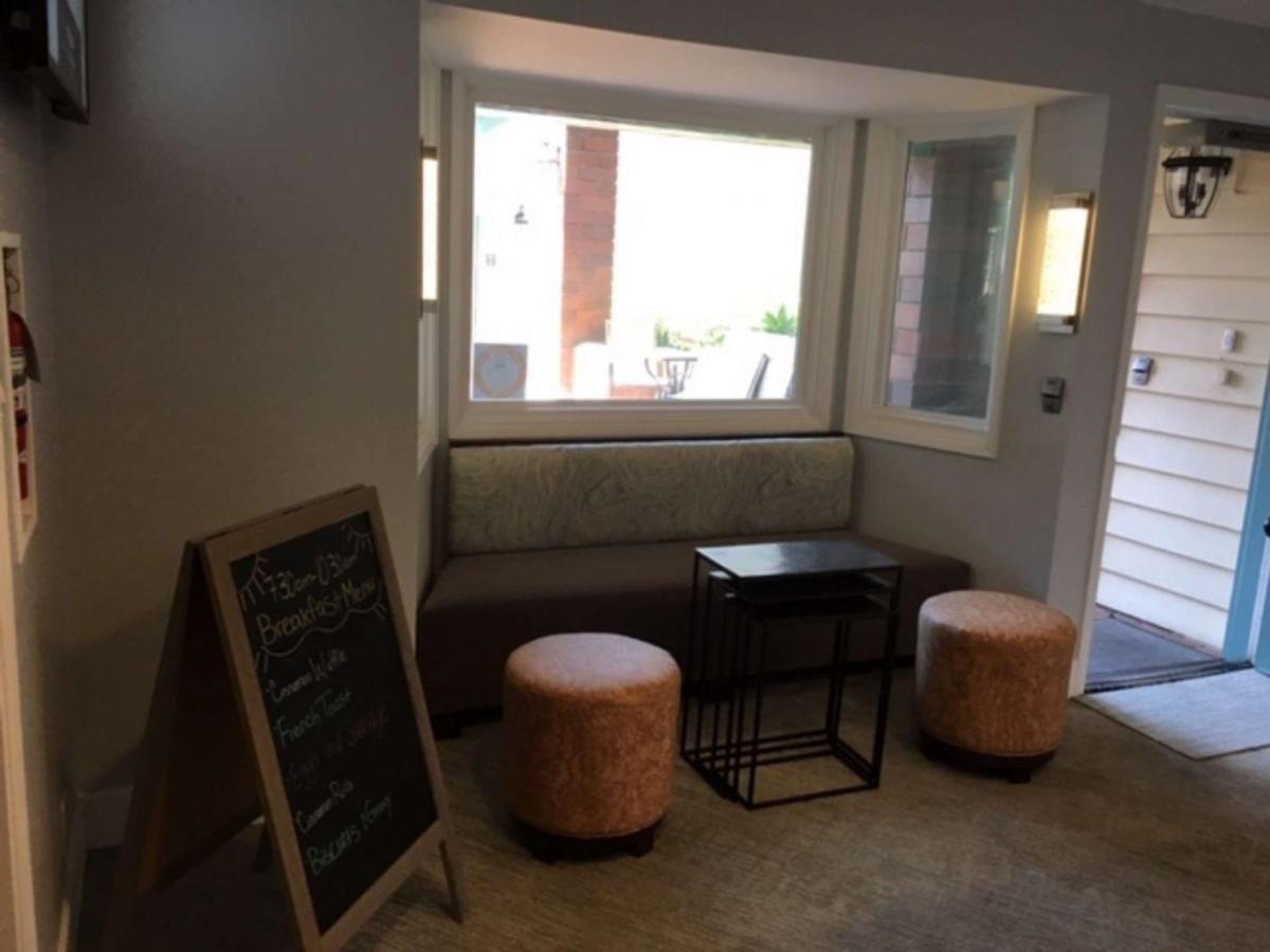 Best Western Plus Dana Point Inn-by-the-Sea - Housity