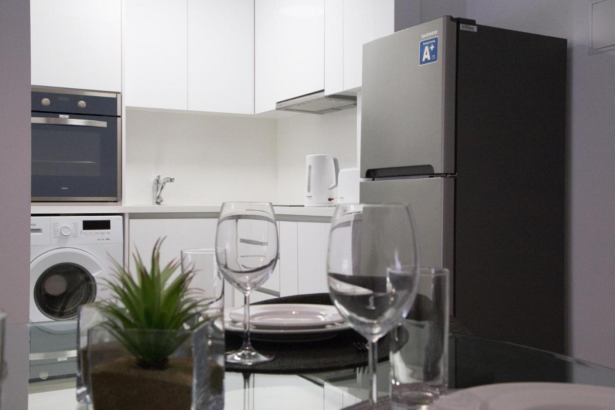 Corina Suites & Apartments - Hizvo