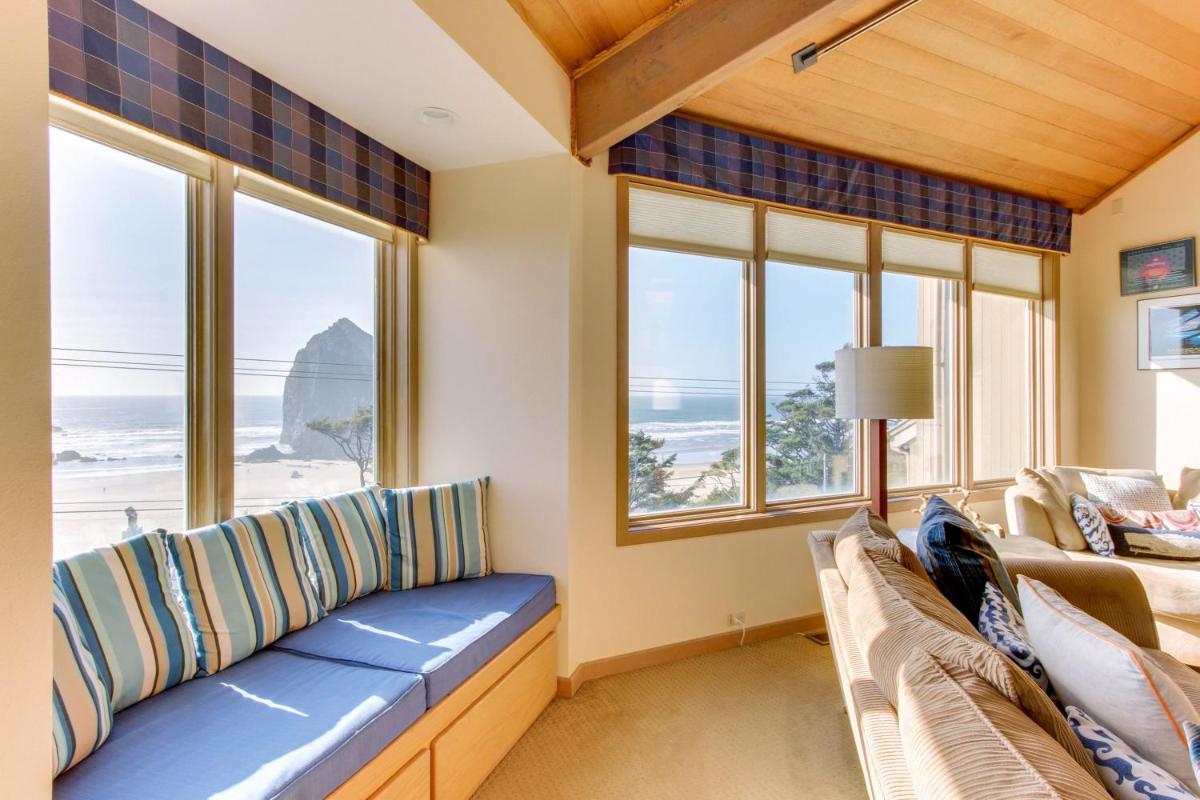 Haystack Views Vacation Rental - Housity
