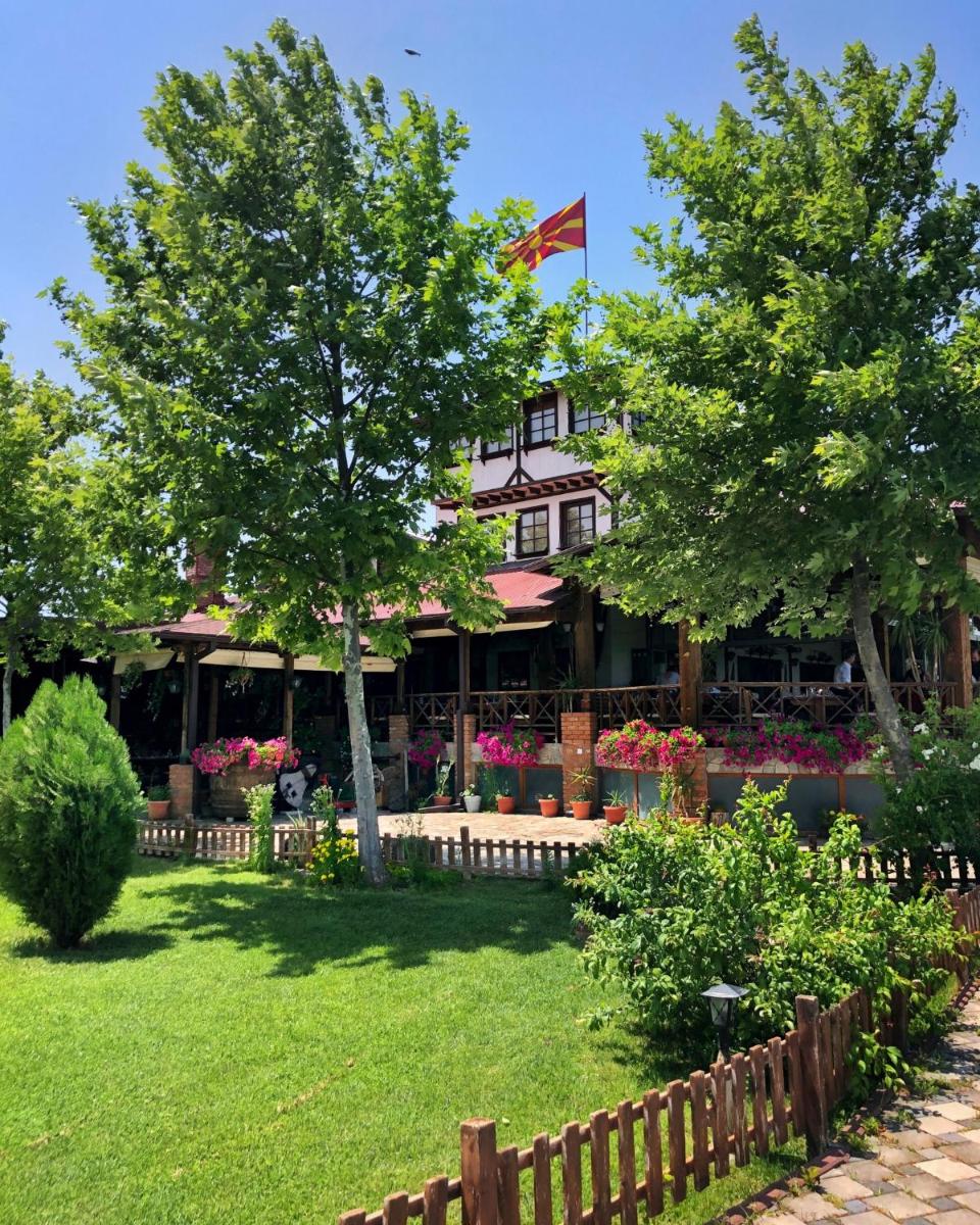 Hotel Etno Selo Timcevski - Housity