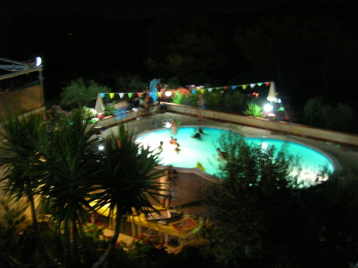 Terra Nostra - Housity