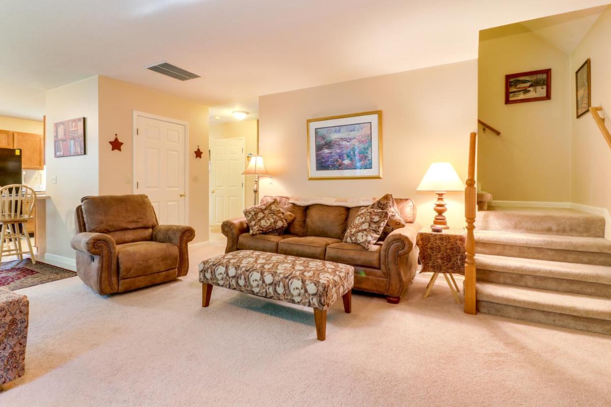 Z Lake Retreat - Housity