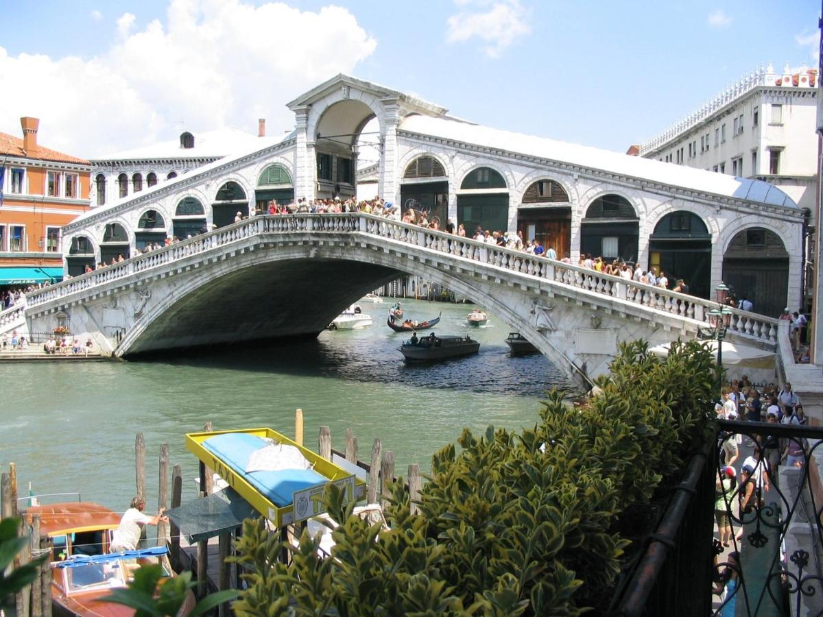 Hotel Rialto - Housity