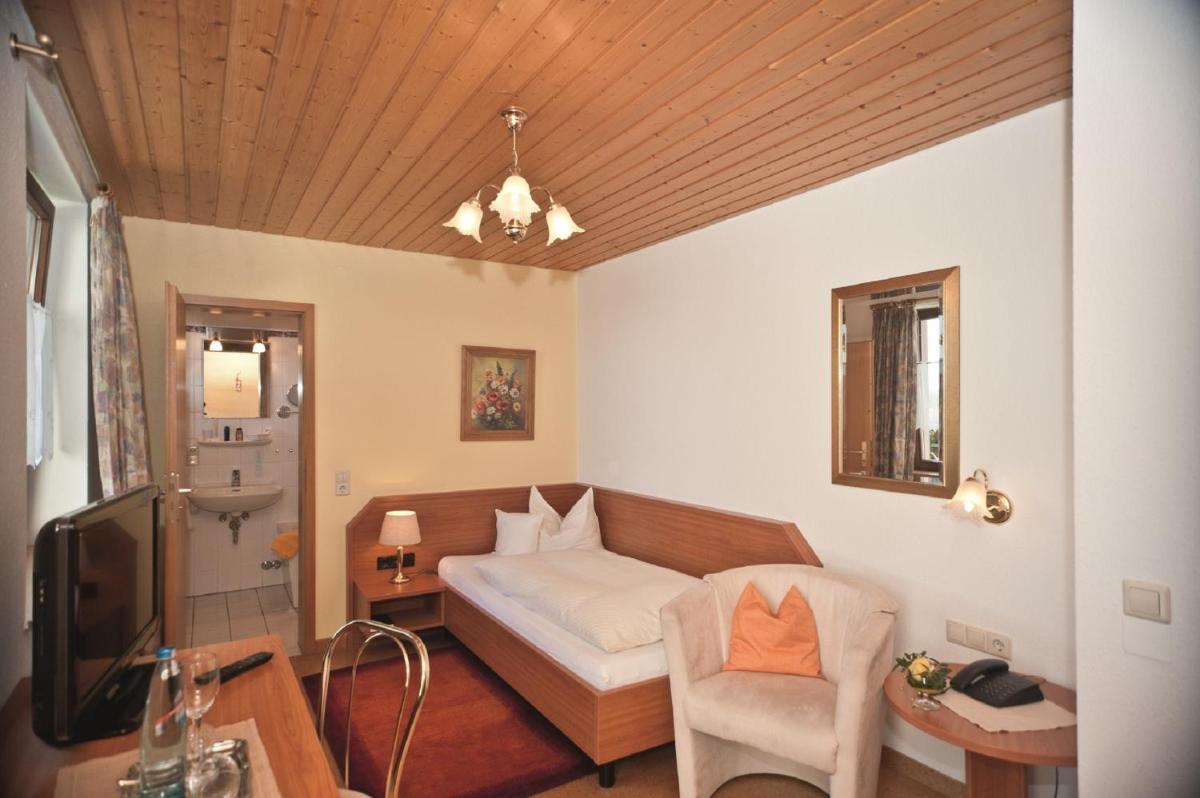 Hotel Landgasthof Kranz - Housity