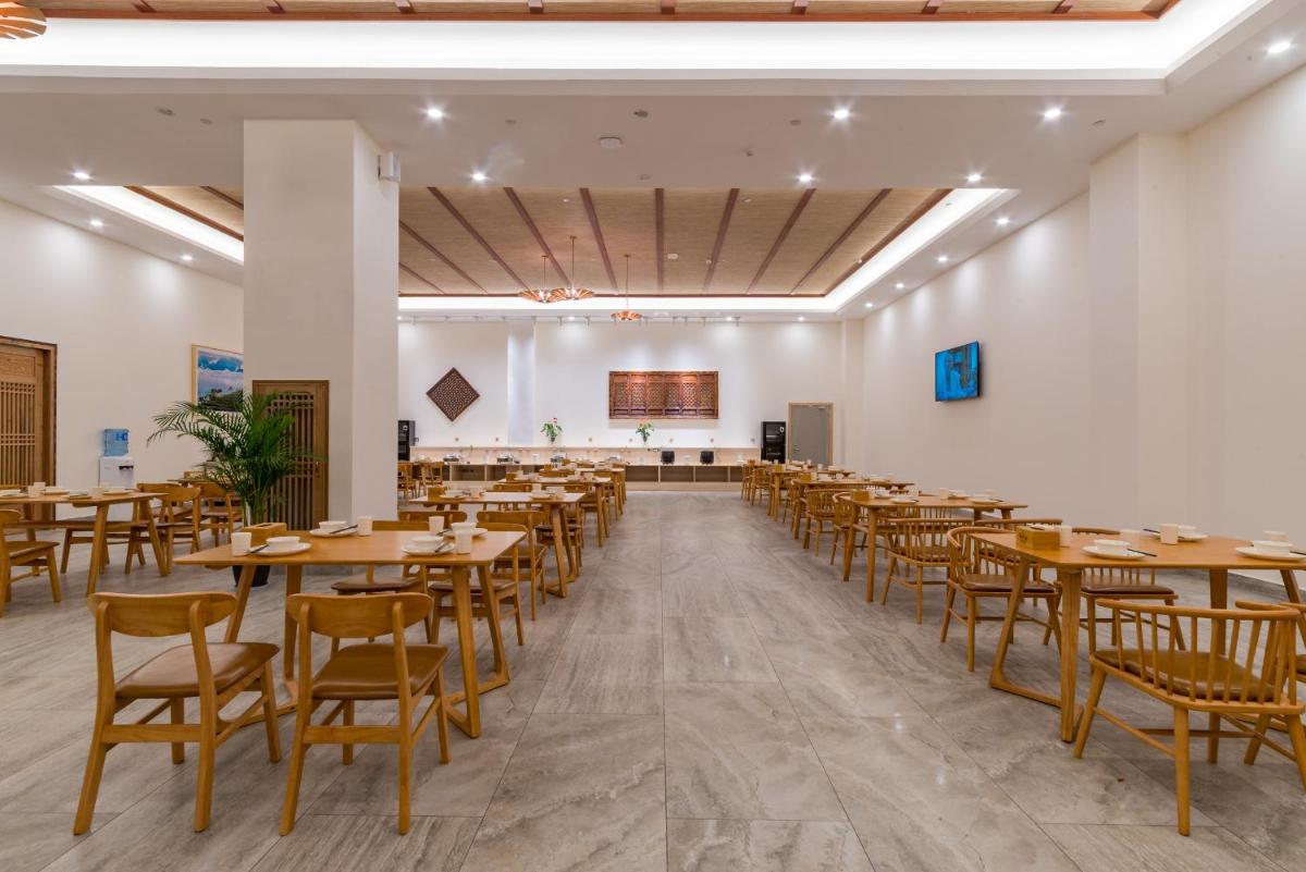 Yunxianju Tea Culture Theme Hotel - Hizvo