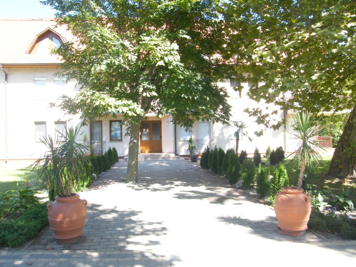 Park Sétány Apartman - Housity