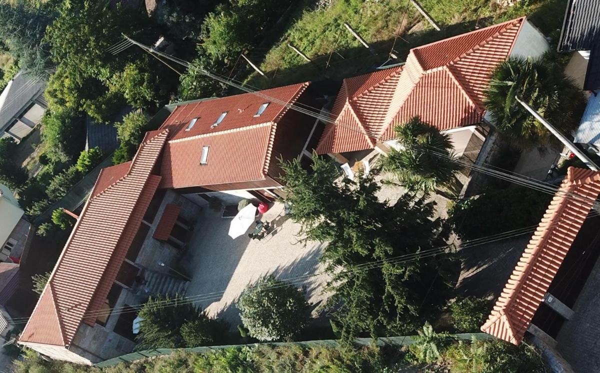 BERGUI Guesthouse - Guimarães - Housity