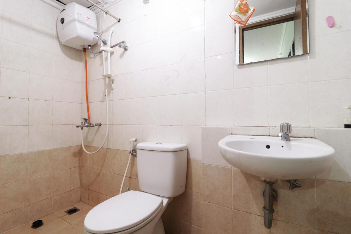 Rent House Center at Apartement Mediterania Gajah Mada - Housity