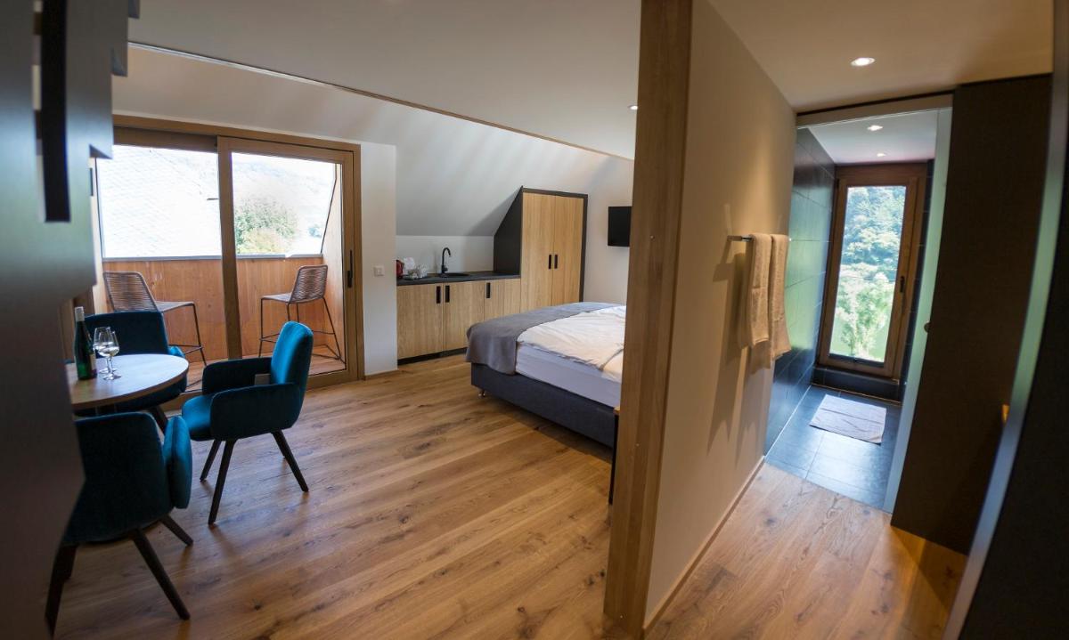 Rieslingquartier - Mosel Wein Hotel - Housity