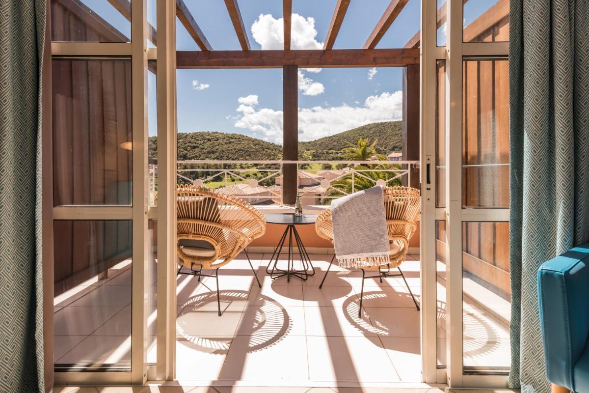 Vue générale sur la montagne ou vue sur la montagne depuis l'hôtel