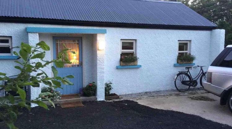 Lovely Cottage Omagh Carrickmore House B&B - Housity