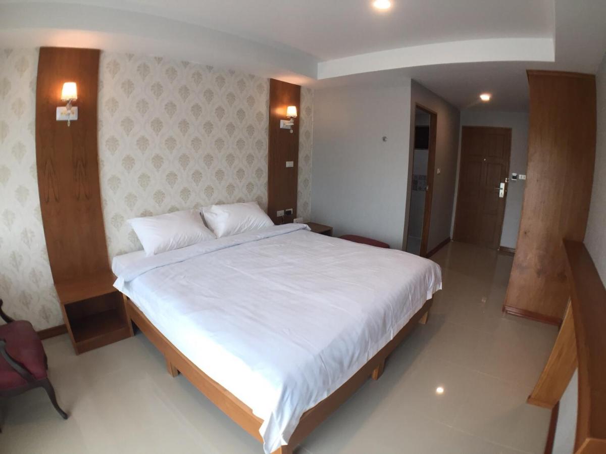 Nantawan Hotel - Housity
