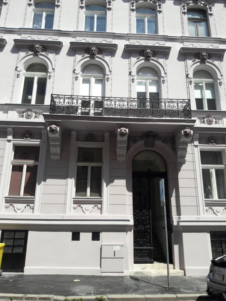 Lucas Apartment - Self check-in - Housity