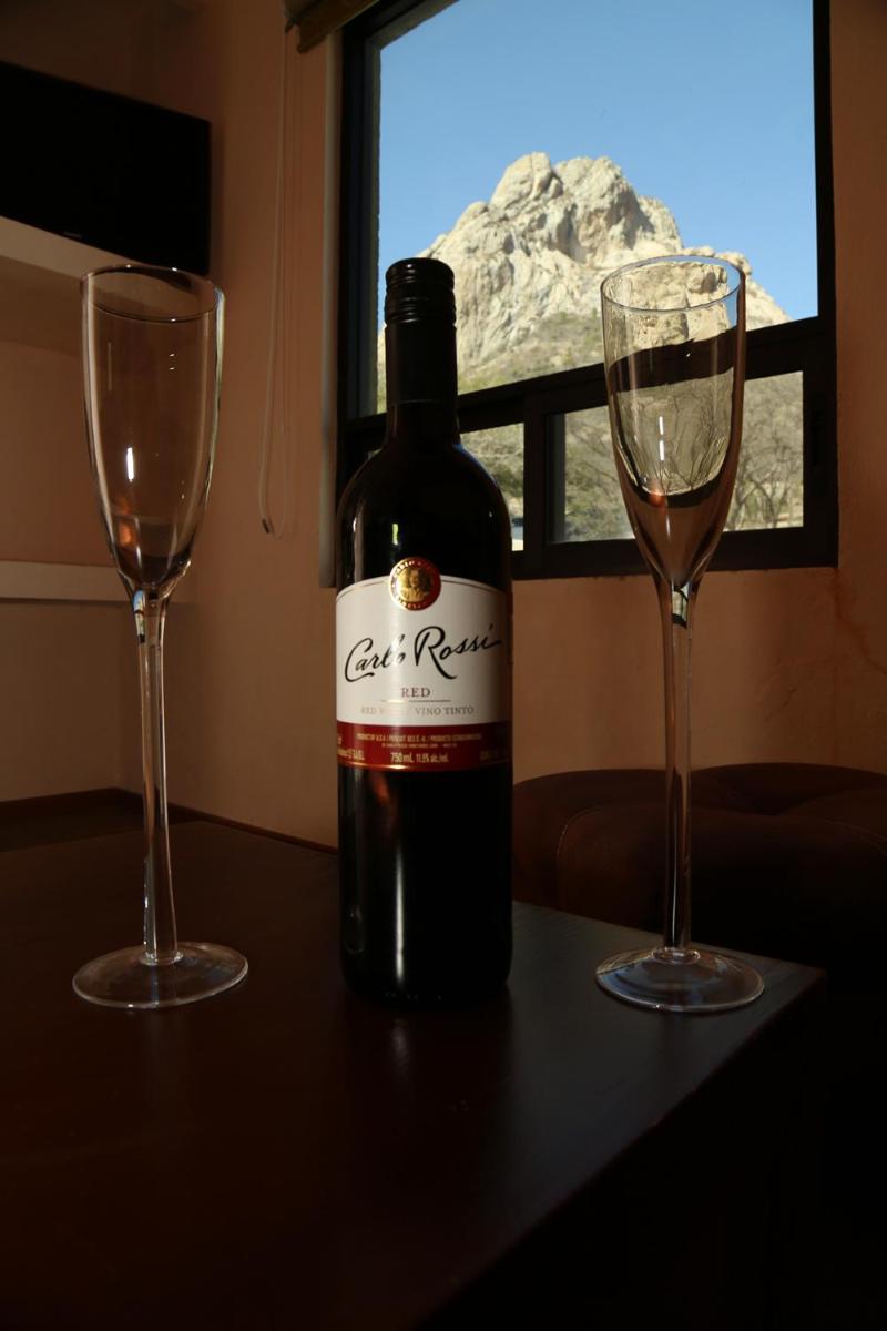 Casa Celia Hotel Restaurante - Housity