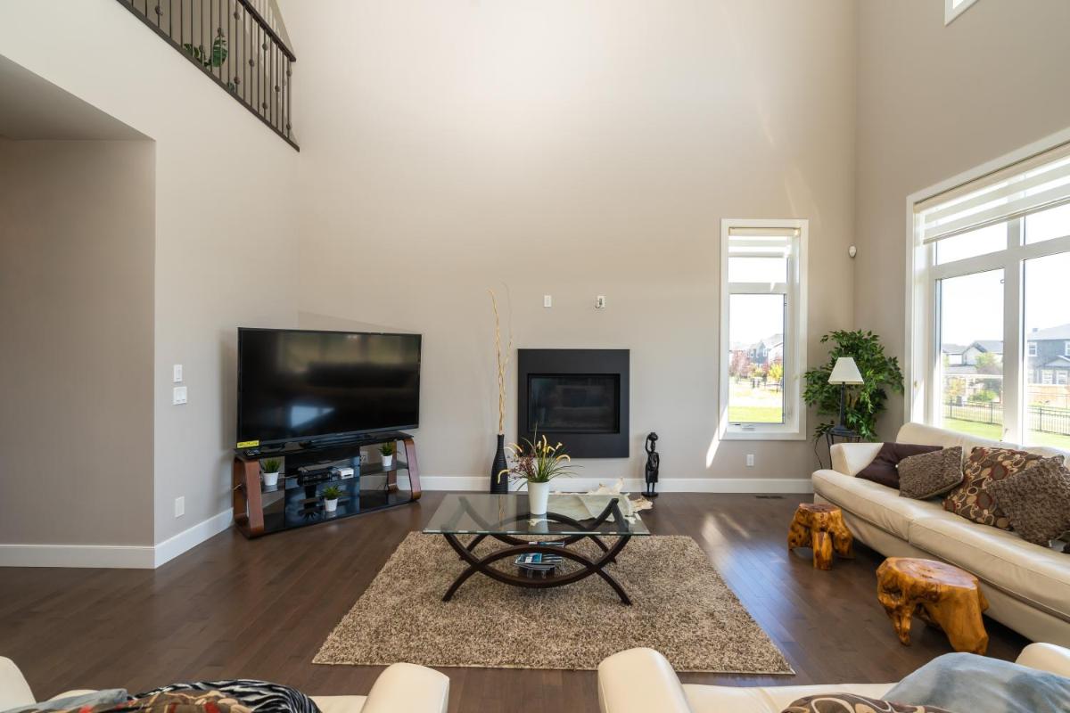 Silverado Presidential Mansion by Spruce Meadows - Housity