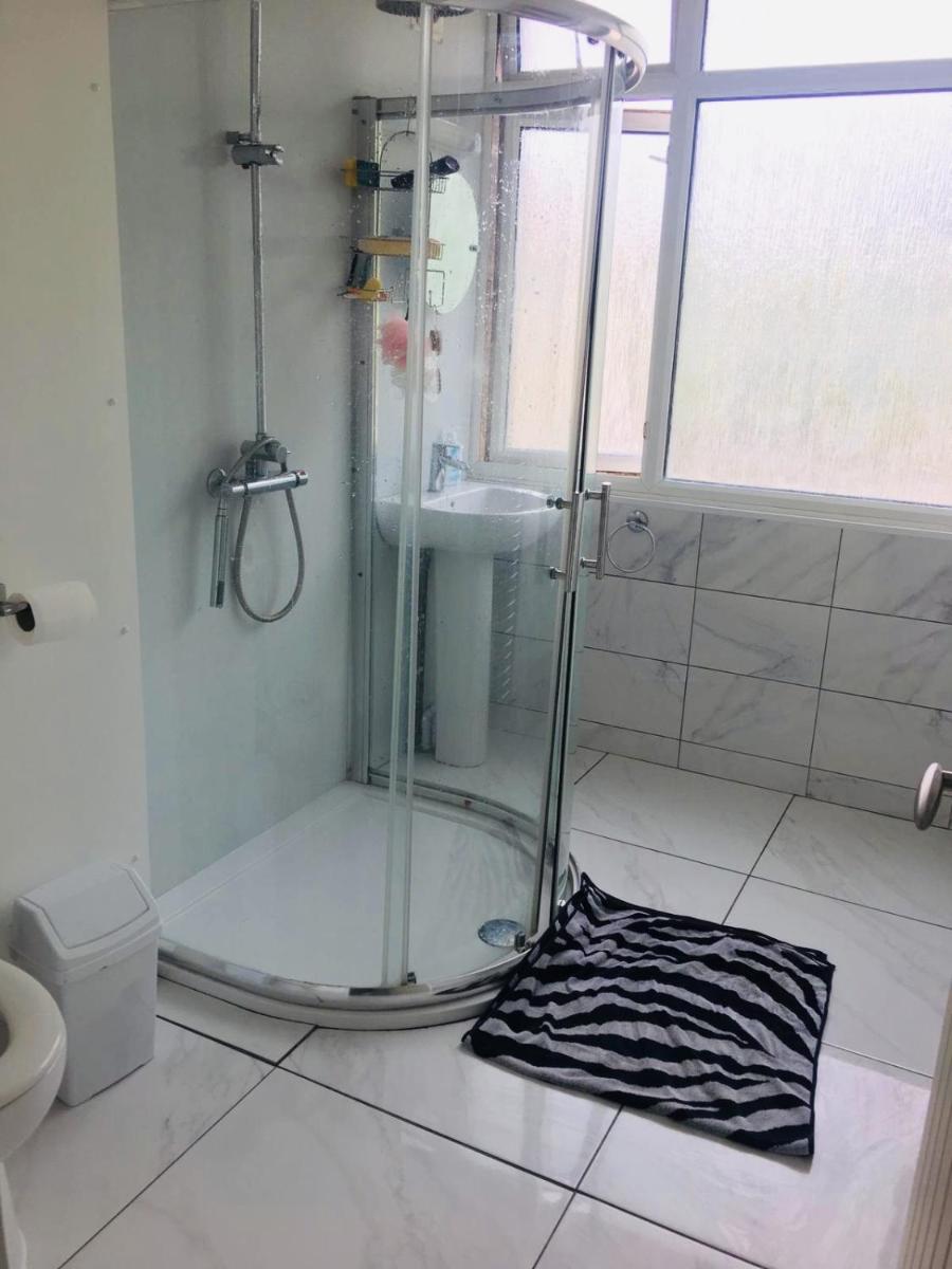 Old Palace Budget Rooms 21PP - Housity