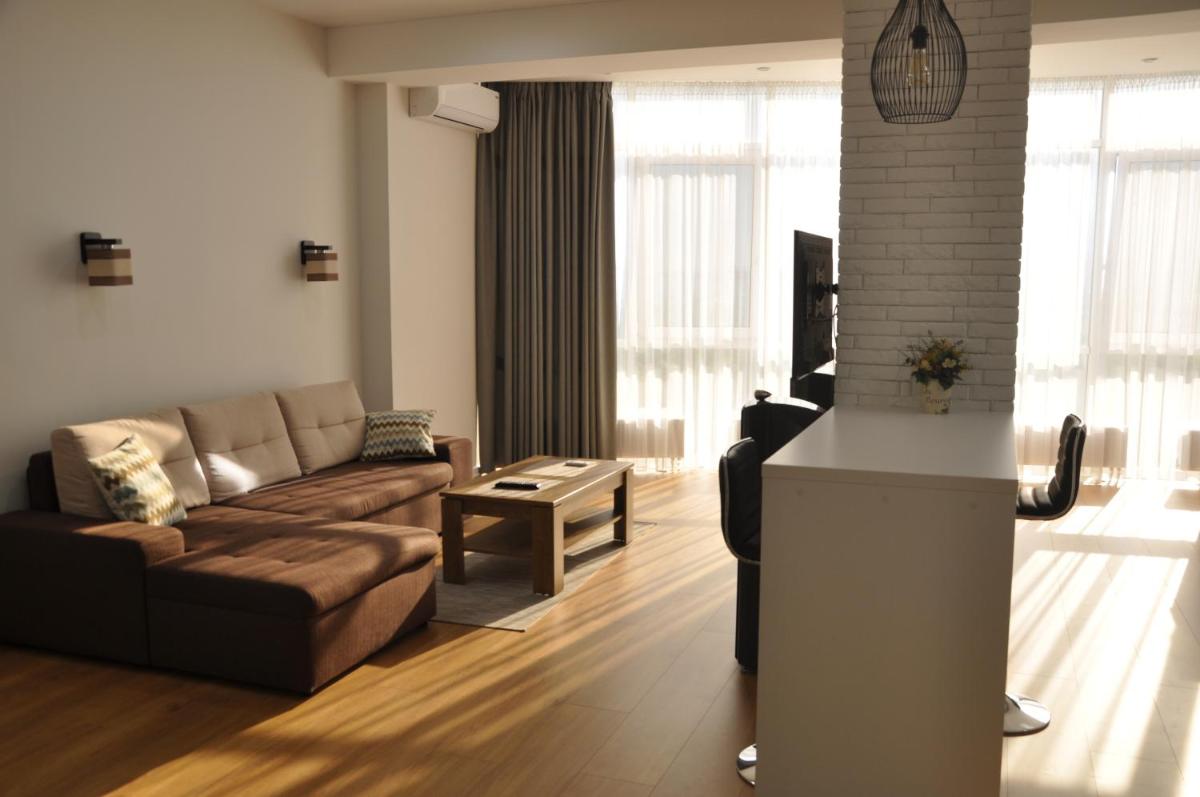 Sky Apartment - Housity