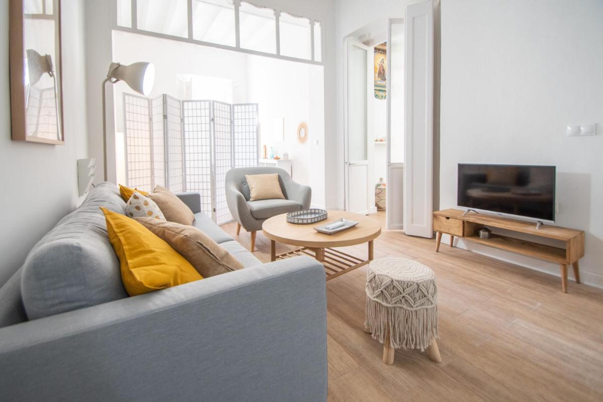 Apartamentos Las Musas de Cadiz - Housity
