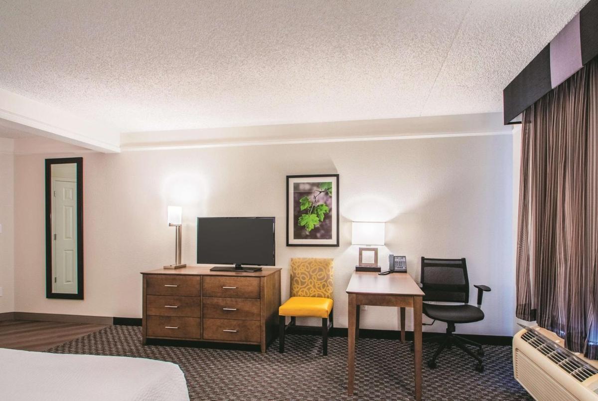 La Quinta by Wyndham Orem University Pwy Provo - Housity