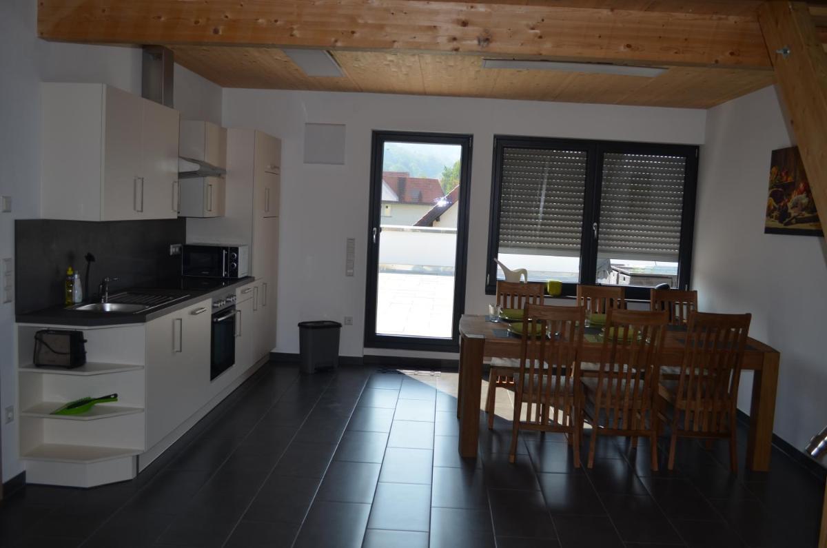 Haus Mone - Housity