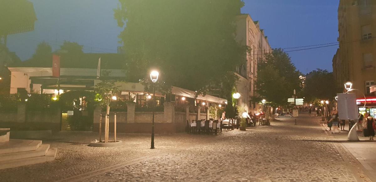 NOBLES APARTMENT 4**** - Housity