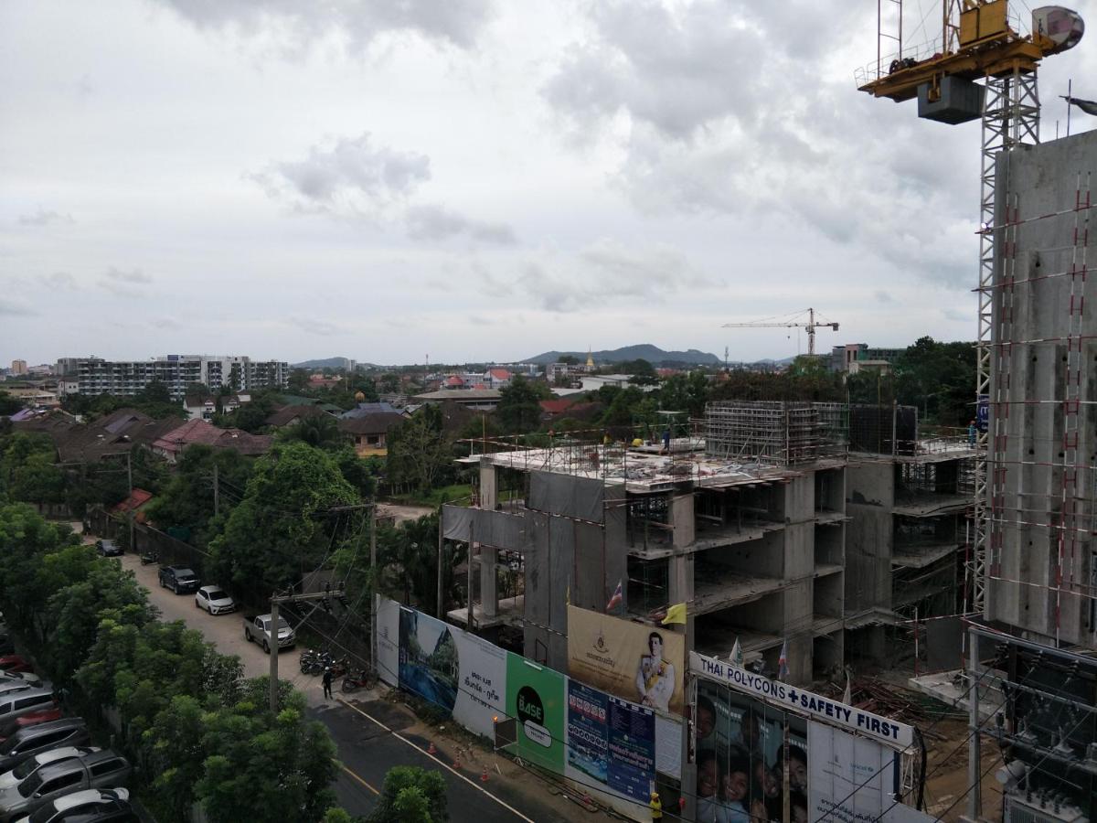 The BASE DOWNTOWN - Housity