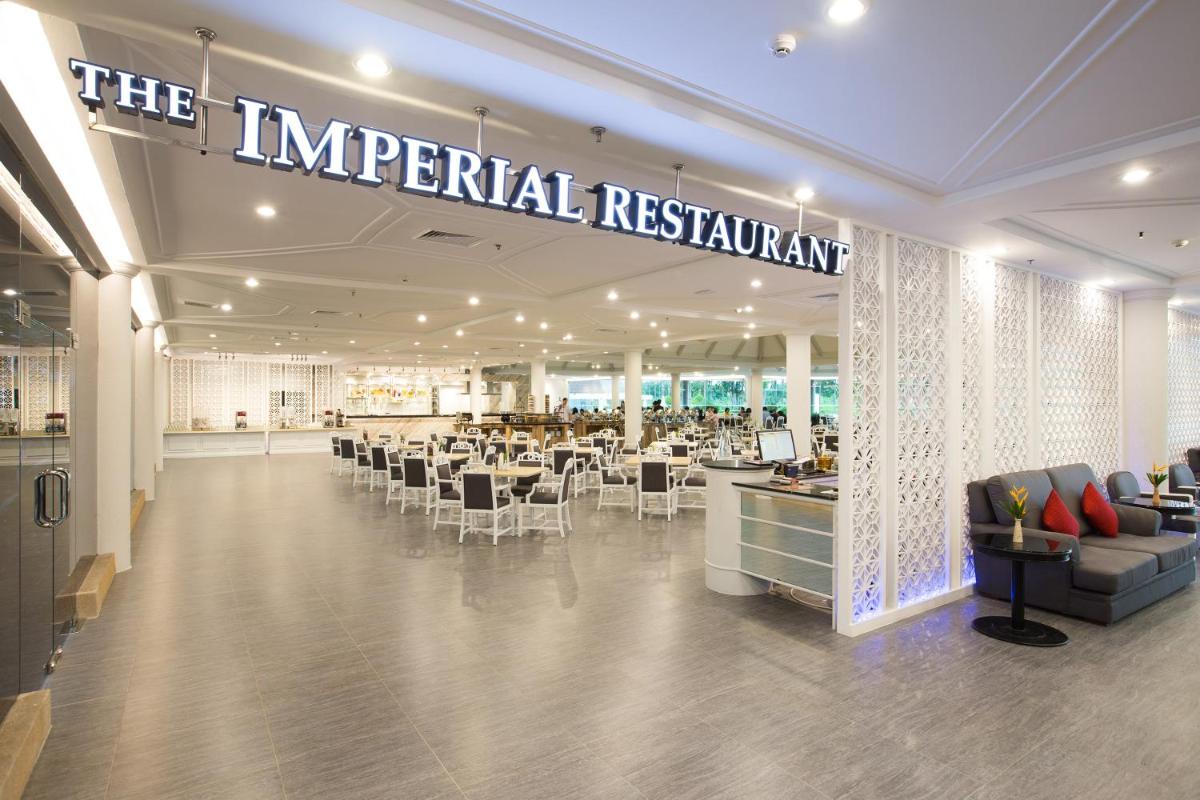 The Imperial Hotel & Convention Centre Phitsanulok - Housity