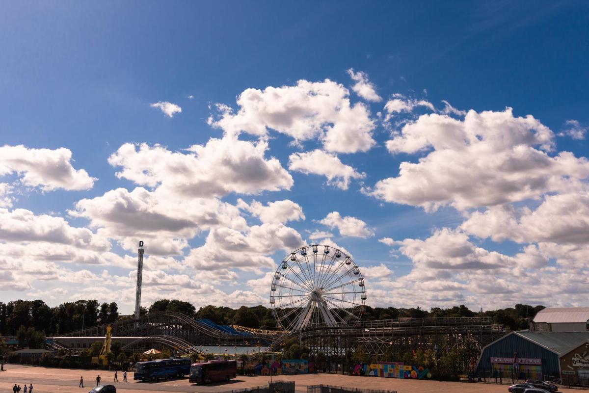 The Dreamland Apartment - Margate Beach - By Goldex Coastal Breaks - Housity